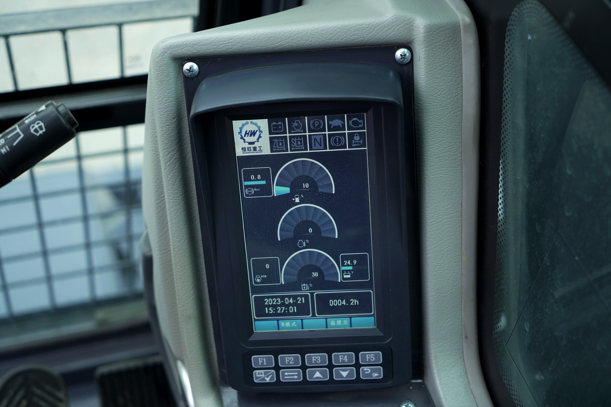 1686298311287223.jpg 顯示器.jpg