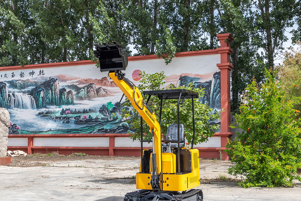 HW-15A小型挖掘機